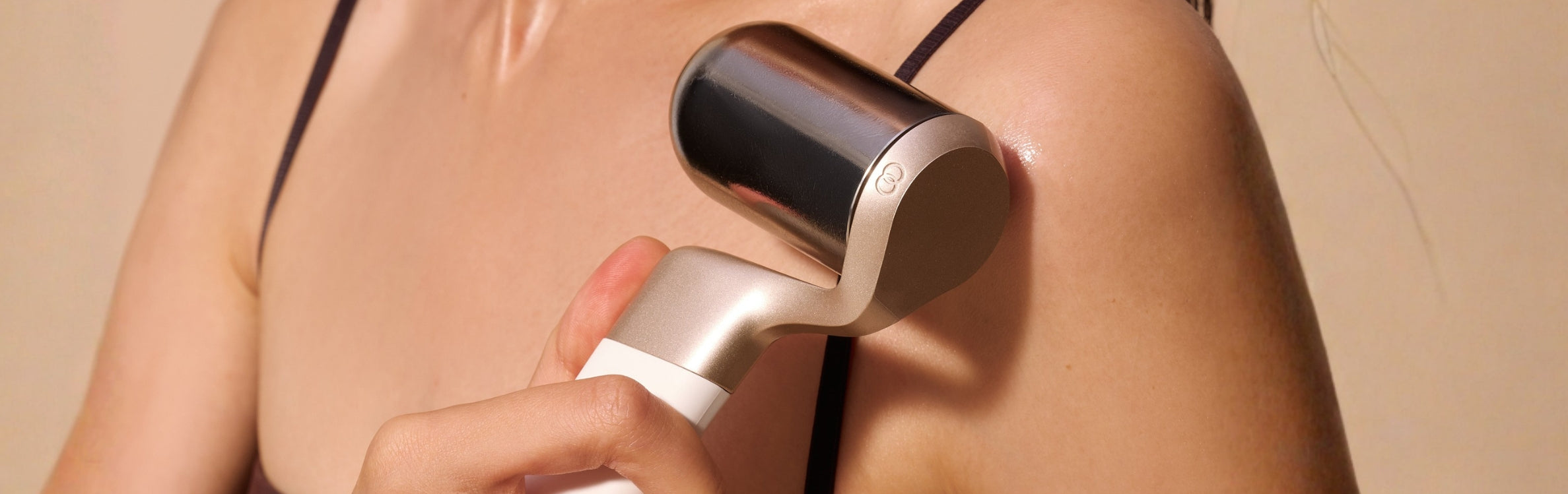 The Surprising Benefits of Cryotherapy and Ice Rollers, According to an Expert